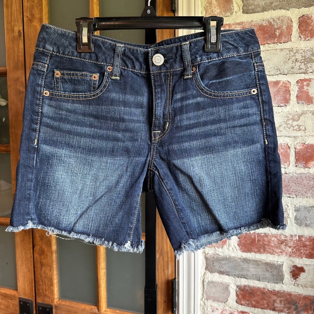 American Eagle Jean Shorts Women Blue Raw Hem Dark Wash Casual Retro Classic 2